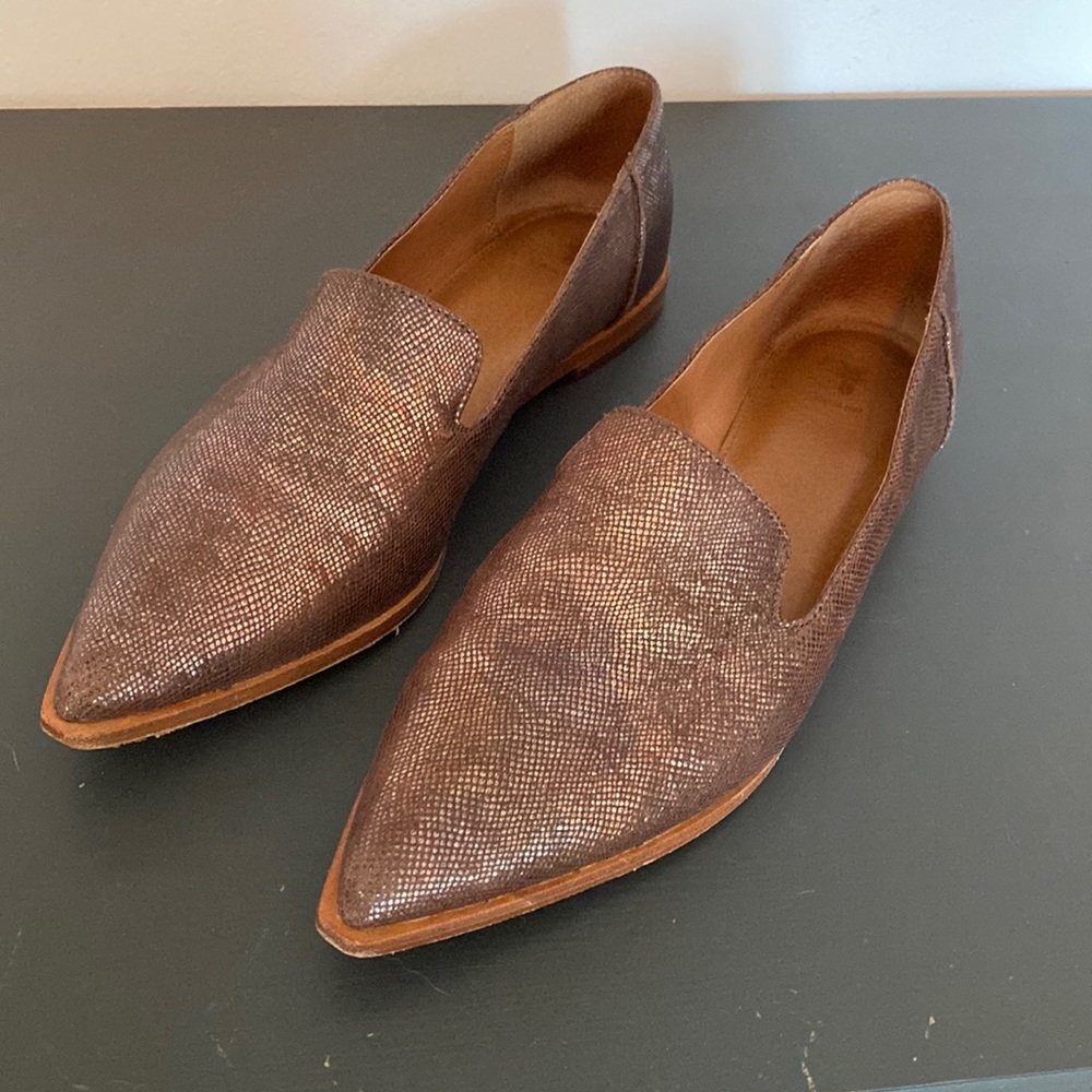 Frye Kenzie Venetian flats in glitter size 10